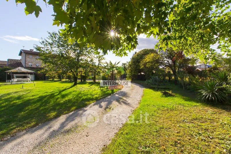Aed - Rustic Villa with Garden in Arba