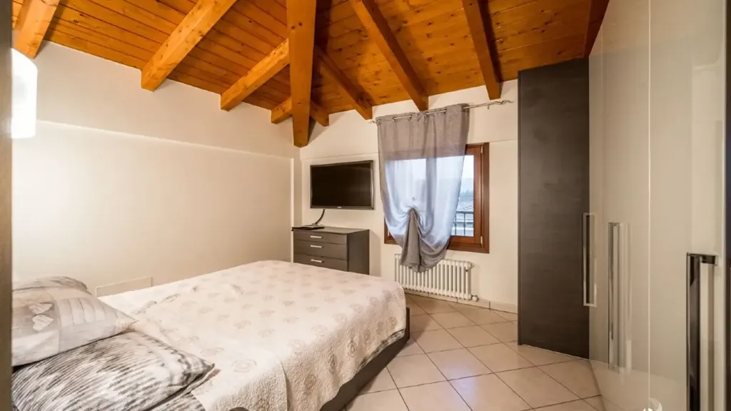 Magamistoad - Modern Apartment with Balcony in Savignano Sul Panaro