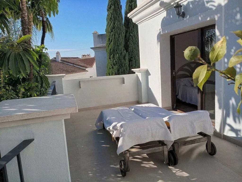 Terrass - Semi-detached House with Pool in Estepona