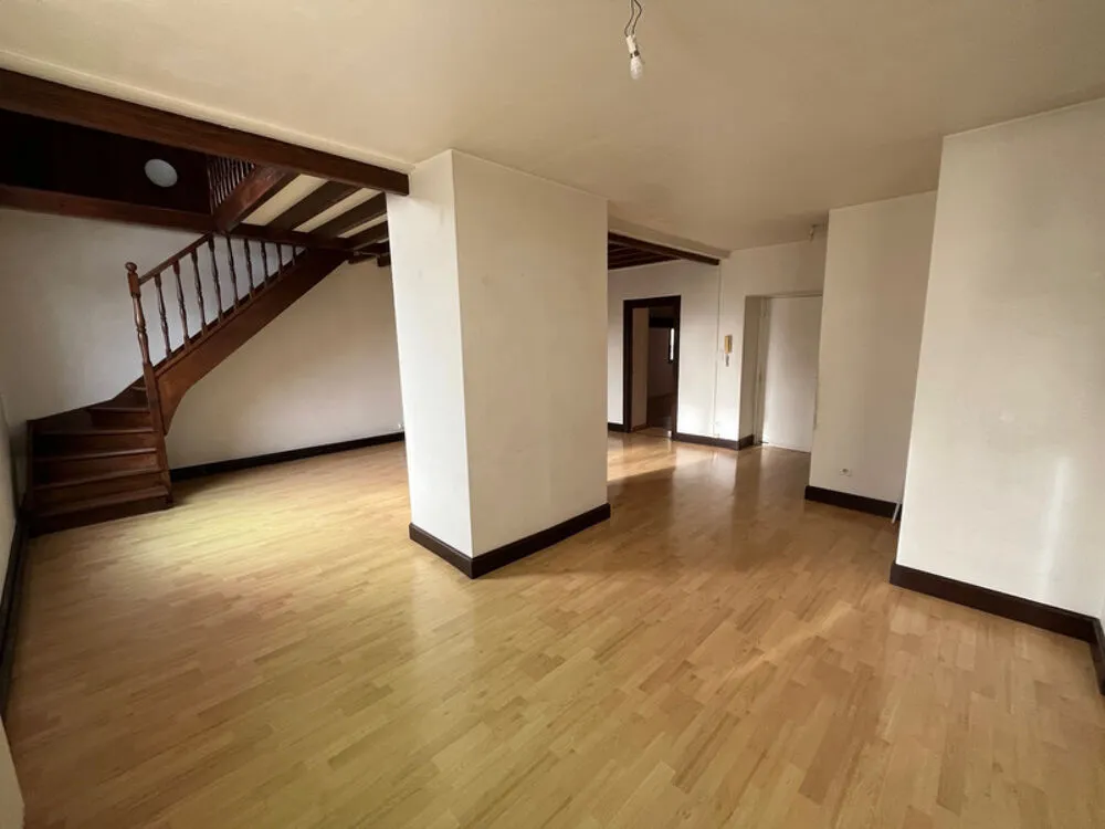 Séjour - Duplex/Triplex Lumineux avec Vue Dégagée à Bar-le-Duc