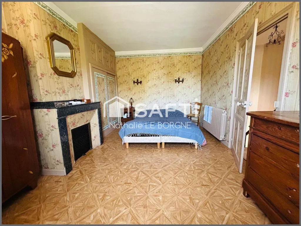 Chambres - Ensemble Immobilier avec Terrain Agricole près du Centre