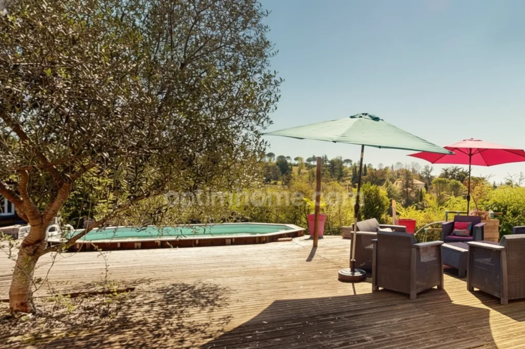 Piscine - Maison Contemporaine avec Piscine sur les Hauteurs d'Auch