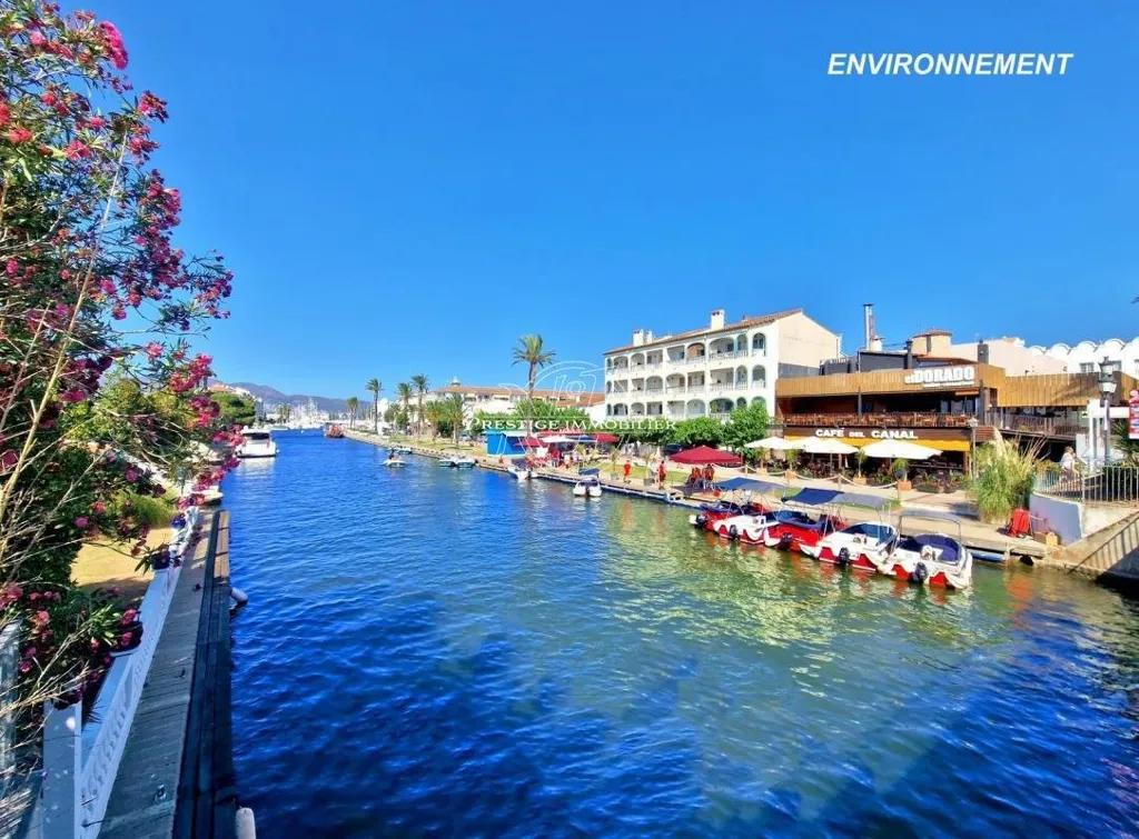 Penthouse with Sea View in Empuriabrava
