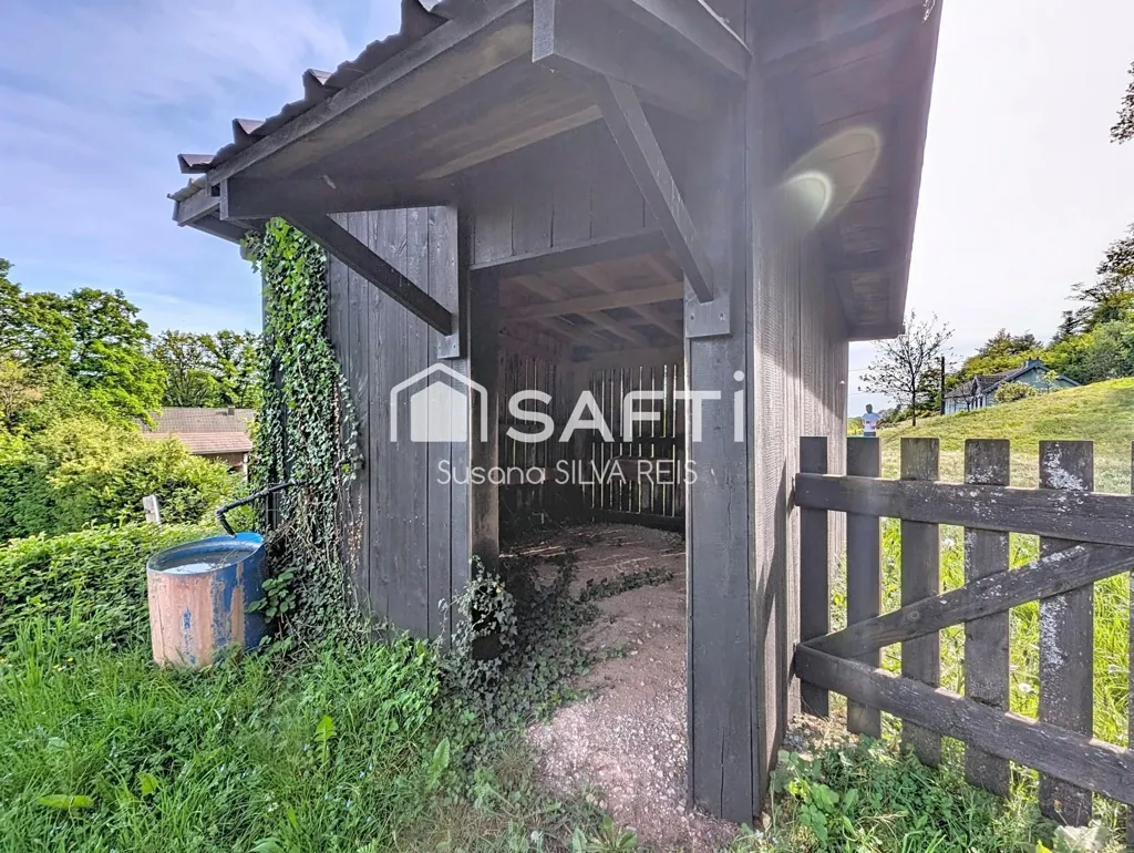 Giardino - House with Extensive Land in Ronchamp