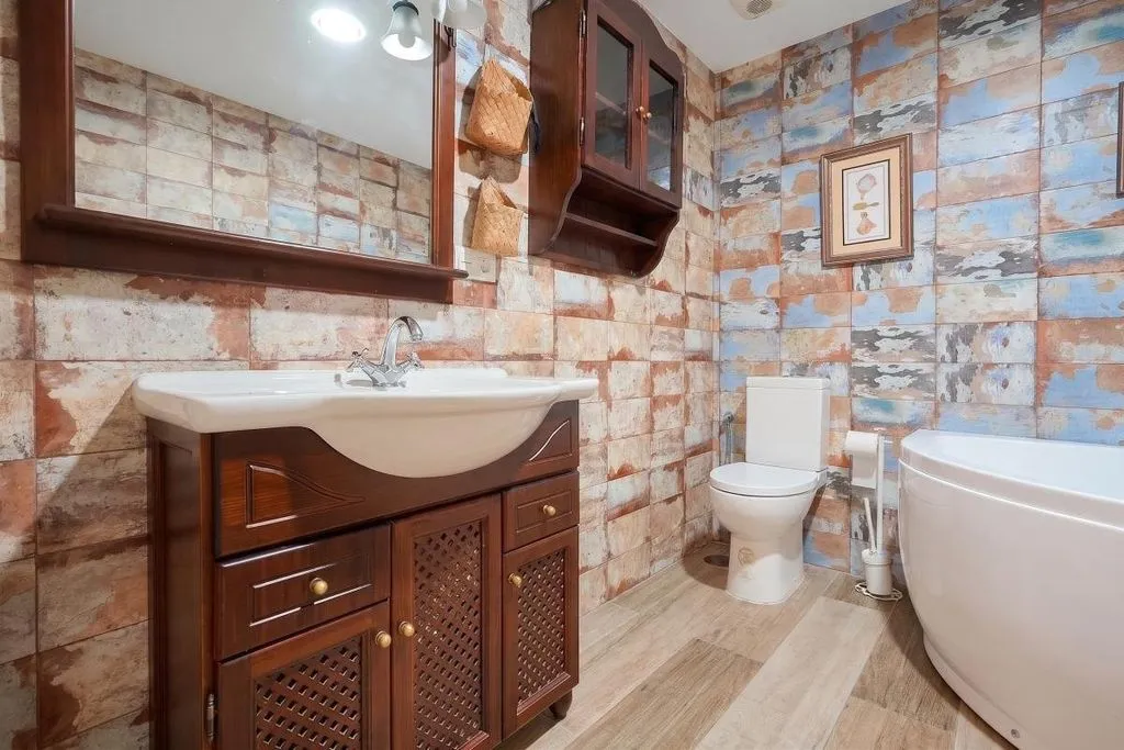 Salles de bain - Semi-detached House with Garage in Getafe Centre