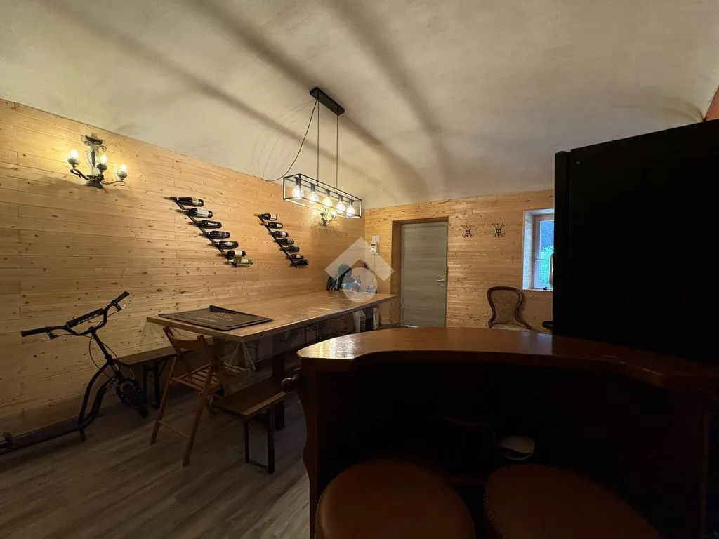 Toad - Semi-Independent House with Private Courtyard in Caravino