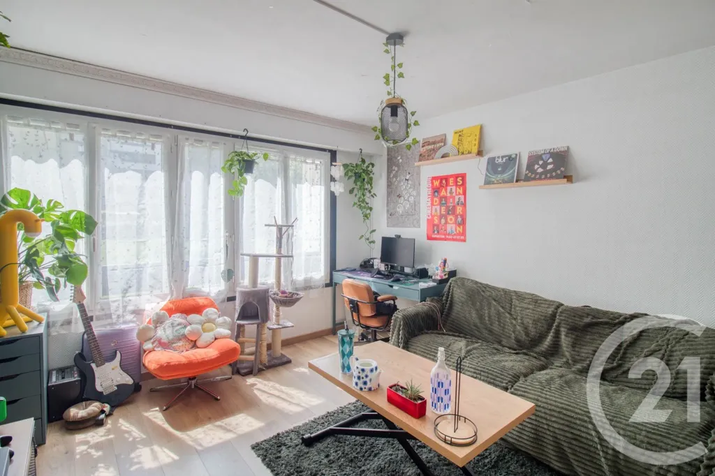 Elutuba - Renovated Studio with Parking in Franconville