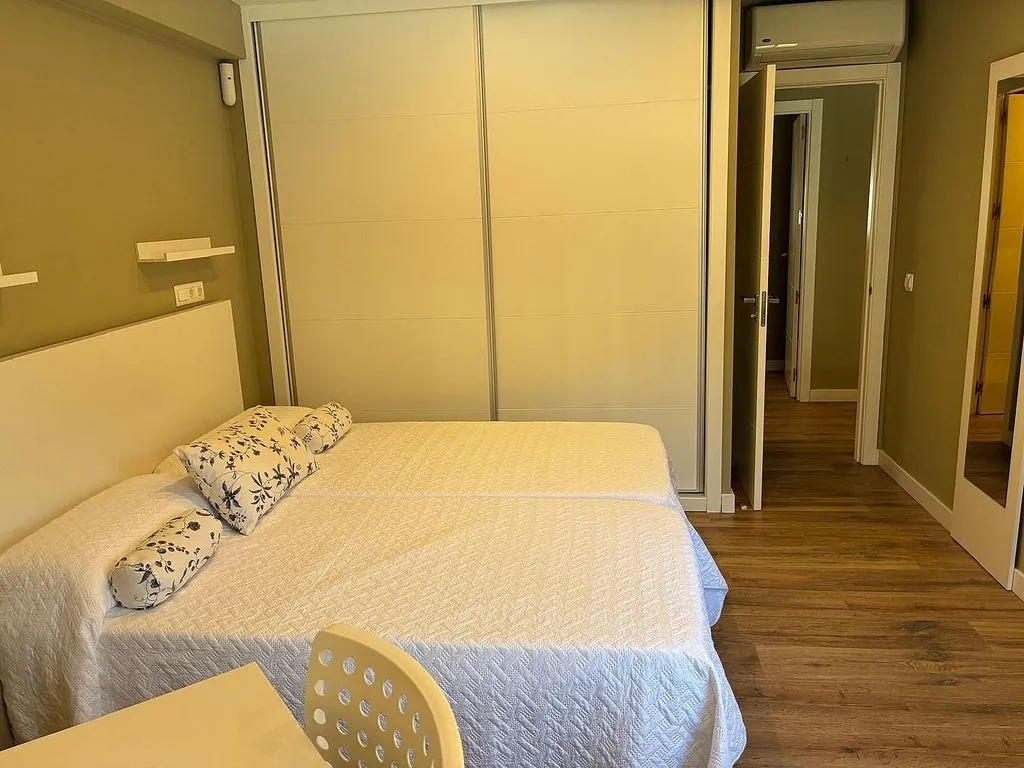 Magamistoad - Beachfront Apartment with Pool in Playamar