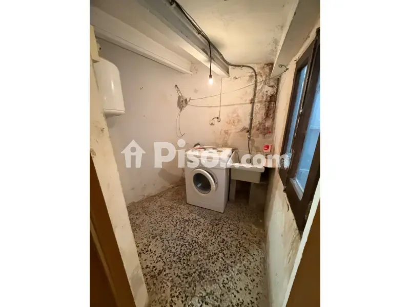 Buanderie - Maison 6 pièces à ES