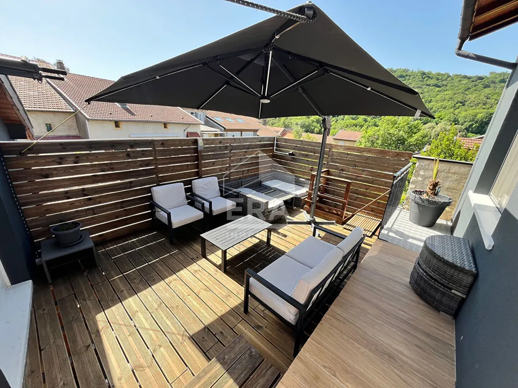 Terrass - Rustic Village House with Jacuzzi Terrace in Arnaville