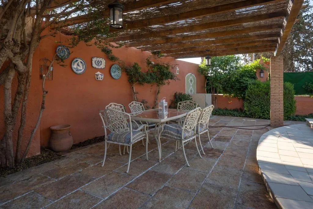 Terrace - Historic Palatial House with Pool in Ogíjares