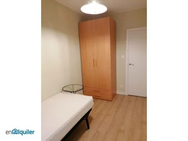 Chambres - Furnished Flat near University on Avda. Valencia