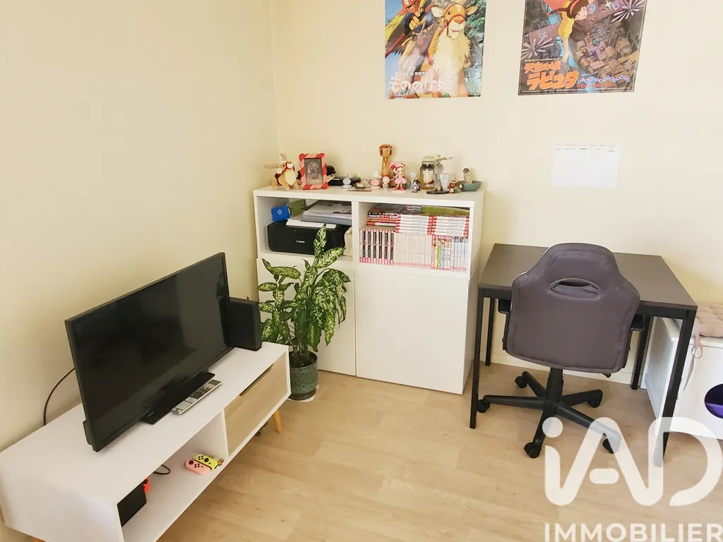 Bureau - Appartement avec Parking à Tours, Proche Place Saint-Eloi