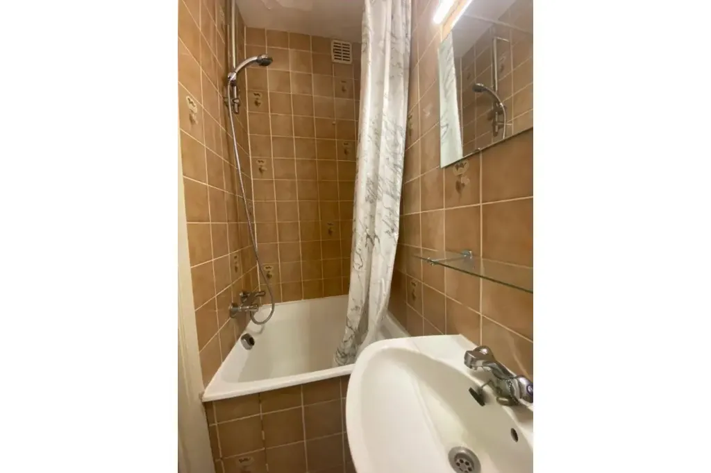 Bagni - Studio with Metro Access in Etterbeek