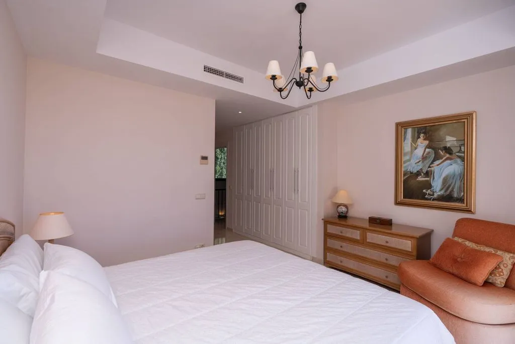 Chambres - Luxury Villa with Sea Views in Benahavis