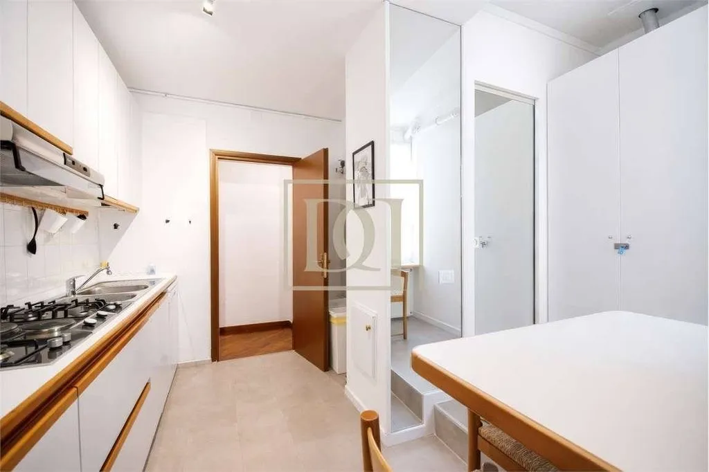 Köök - Luxury Apartment with Triple Exposure in Milan