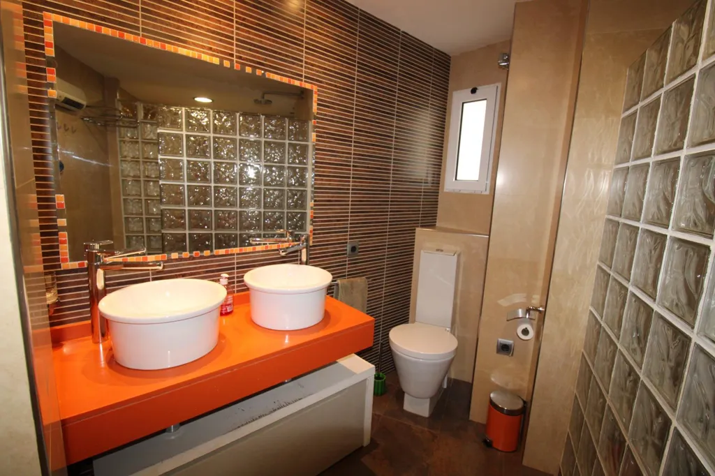 Bagni - Student-Friendly Flat with Tranvía Access in Espinardo