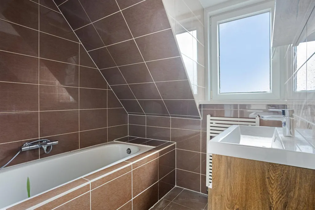 Salles de bain - Starters' House with Garden in 's-Hertogenbosch