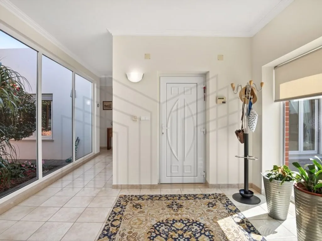 Entrée - Luxury Villa with Ocean Views in Caldas da Rainha