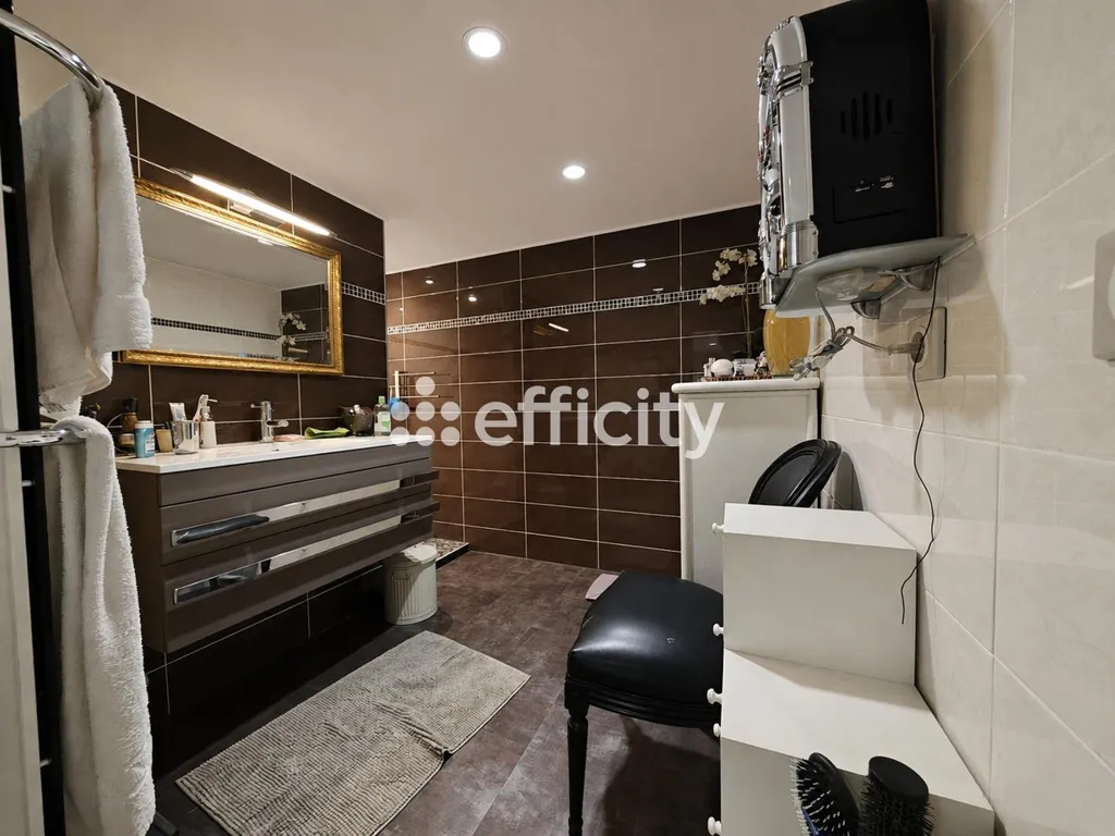 Vannitoad - Atypical Loft with Terrace in Grenoble