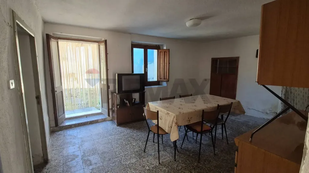 Söögituba - Rustic House with Olive Grove in Allai