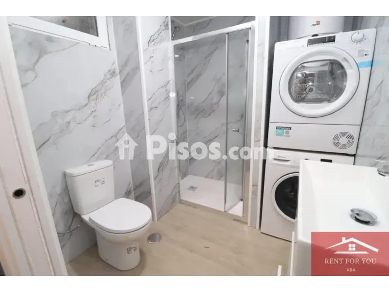 Bathrooms - Modern Loft in Alhaurín El Grande