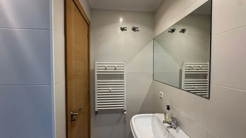 Salles de bain - Apartment with Garage in El Astillero