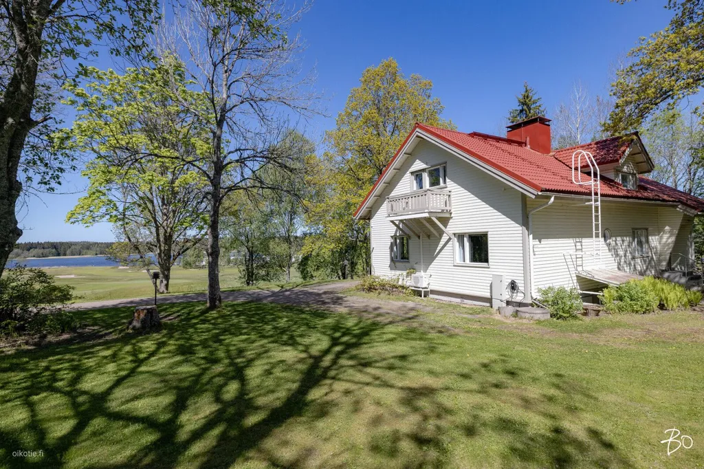 Välivaade - Villa with Golf Course View in Raasepori