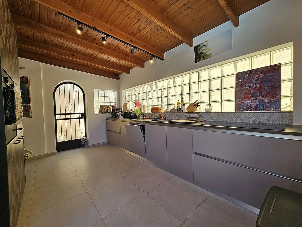 Cuisine - Villa with Pool and Terrace in Benissa