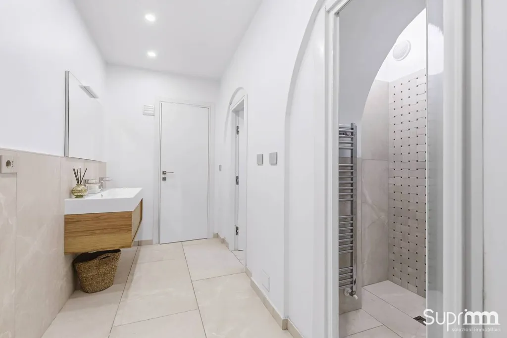 Salles de bain - Restored Apartment with Private Courtyard in Turin