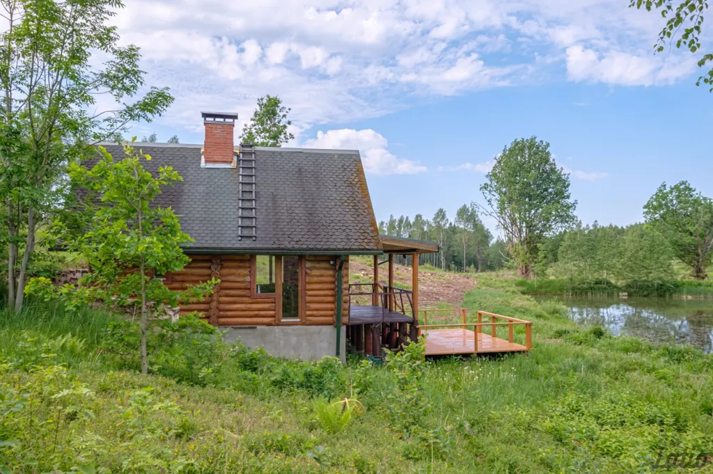 Extérieur - Wooden Cottage with Lake View in Cēsis District