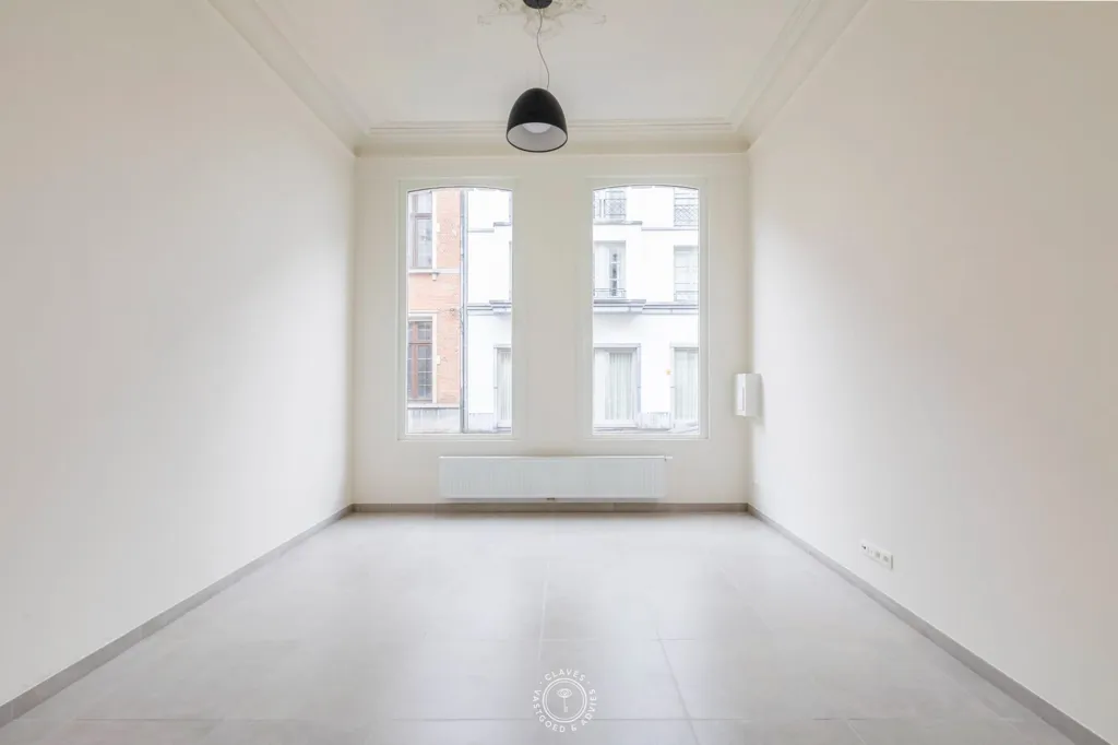 Pièces - Appartement au Rez-de-Chaussée avec Terrasse dans le Centre-Ville