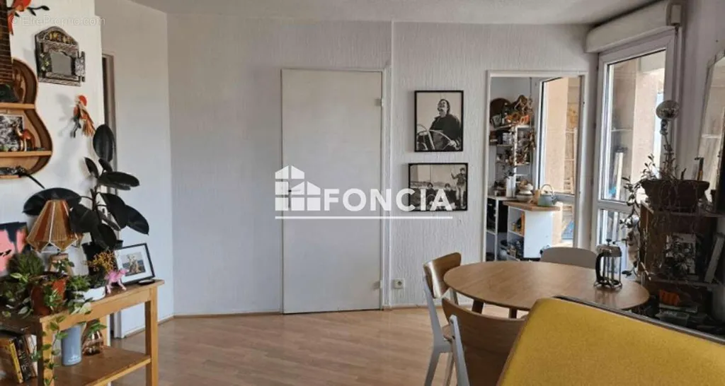 Elutuba - Studio with Balcony in Jolimont Marengo
