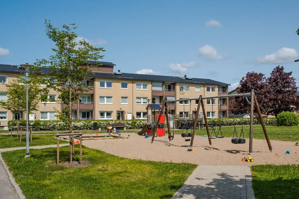 Giardino - Apartment with West-Facing Balcony in Sävedalen