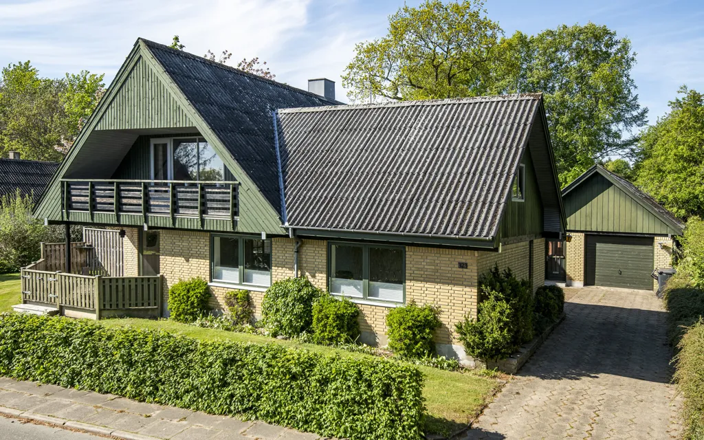 Vue aérienne - Spacious House with Workshop Garage in Tårs