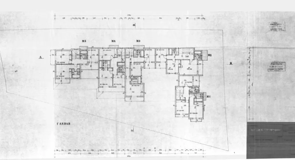 Plan - Three-Bedroom Villa with Greenbelt View in Cascais
