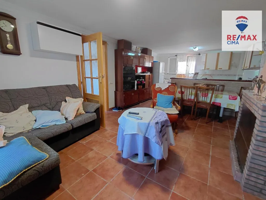 Elutuba - Spacious House with Terraces in Campo Cámara