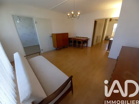 Elutuba - Spacious 4-Piece Apartment with Panoramic View in Vandoeuvre-lès-Nancy