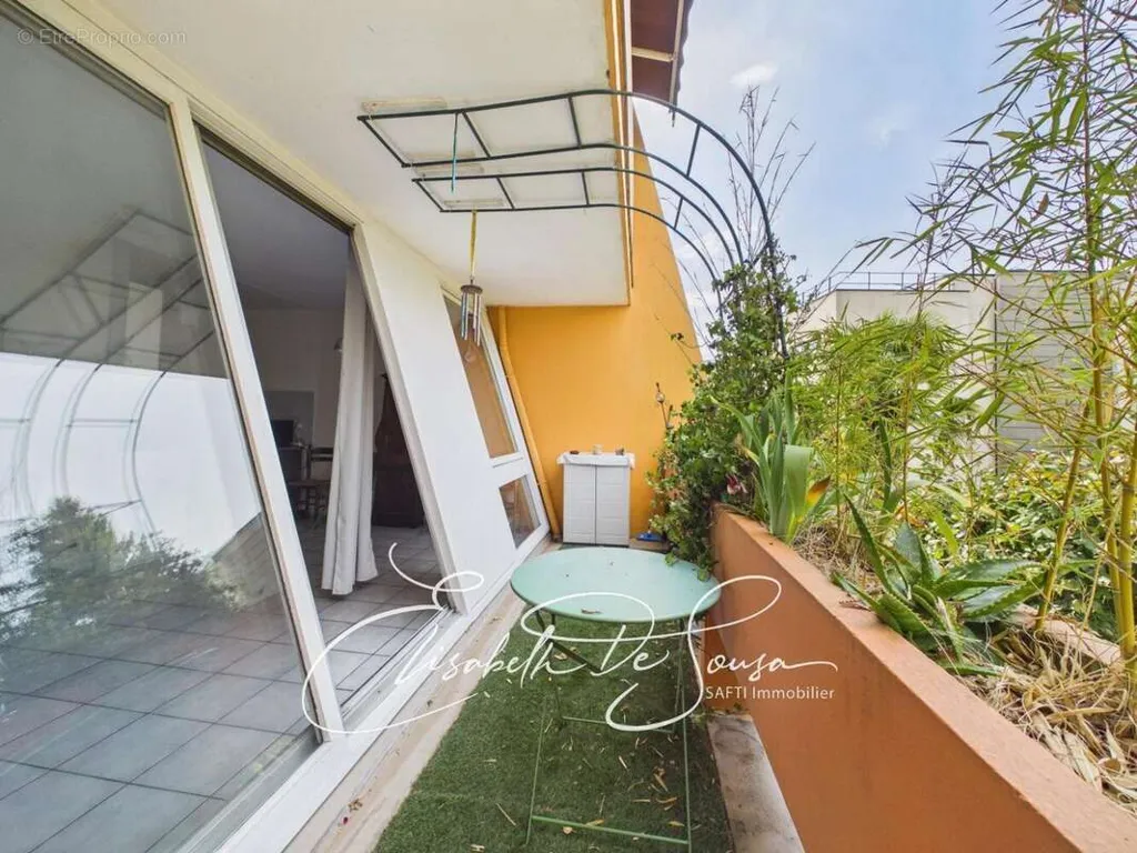 Terrasse - Duplex avec Balcon à Alfortville