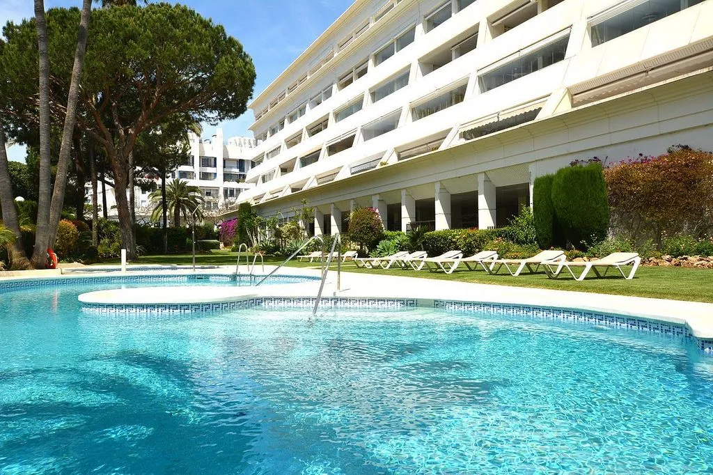 Bassein - Apartment with Pool and Terrace in Marbella