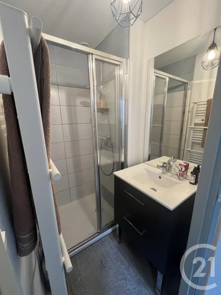 Salles de bain - Appartement Refait à Neuf avec Locataire à Chalon-sur-Saône
