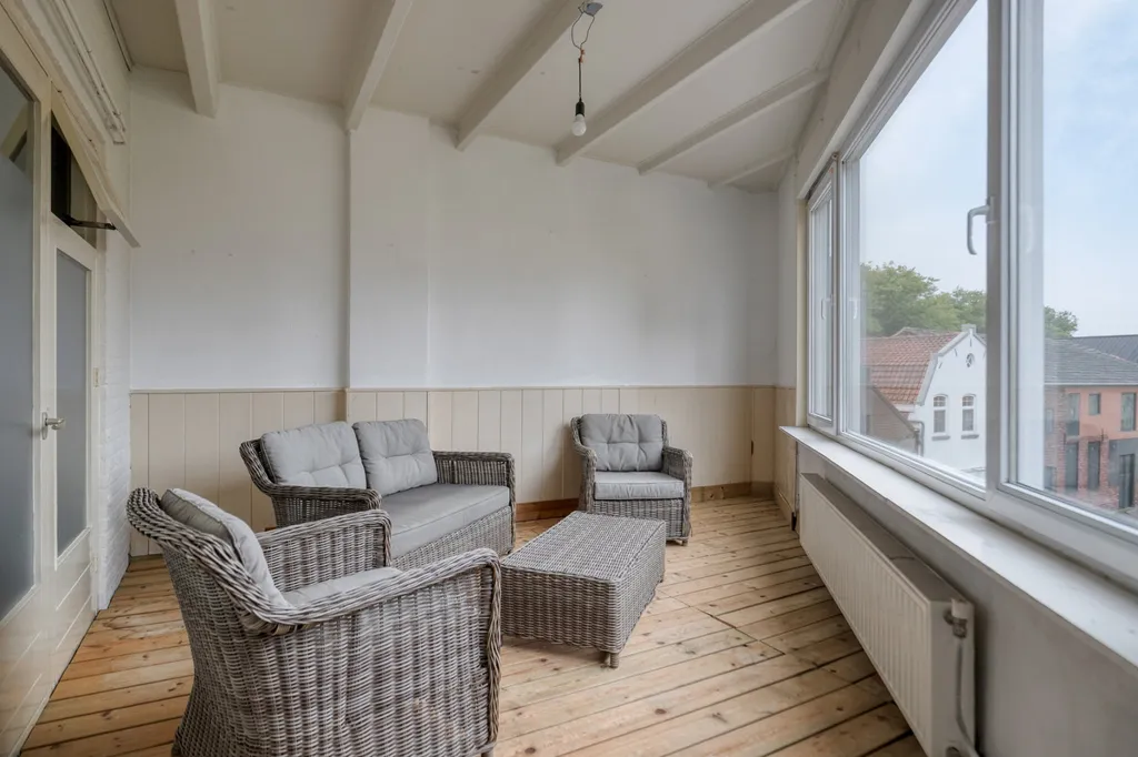 Rõdu - Mixed-Use House with Studio on Axelsestraat, Terneuzen
