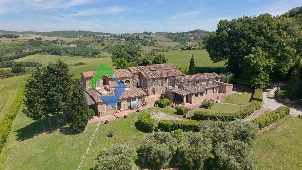 Vista aerea - Rustic Casale with Pool in Casole d'Elsa