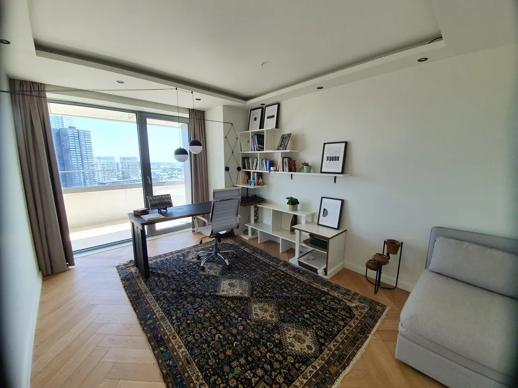 Studio - Luxury Apartment in The CoolTower, Rotterdam