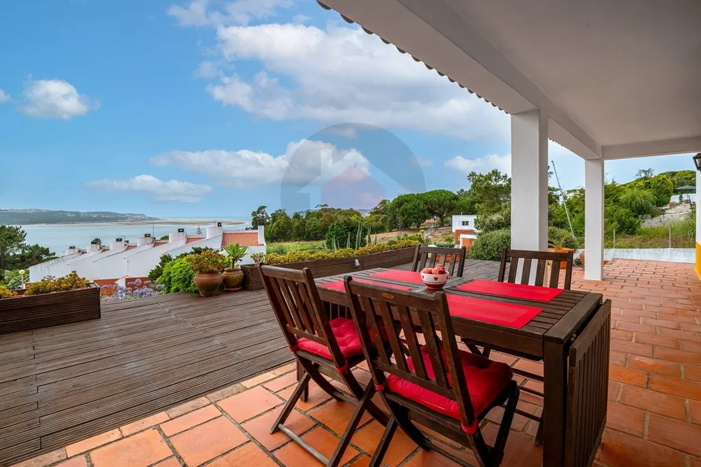 Terrass - Detached House with Pool and Lagoon Views in Caldas da Rainha