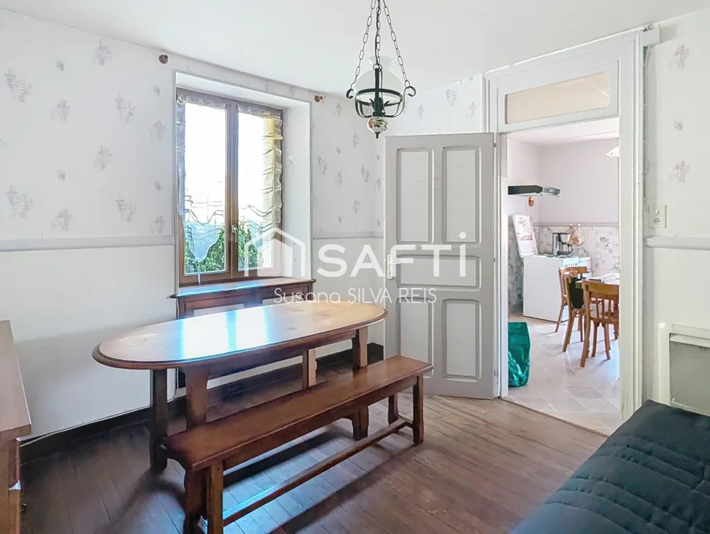 Sala da pranzo - House with Extensive Land in Ronchamp