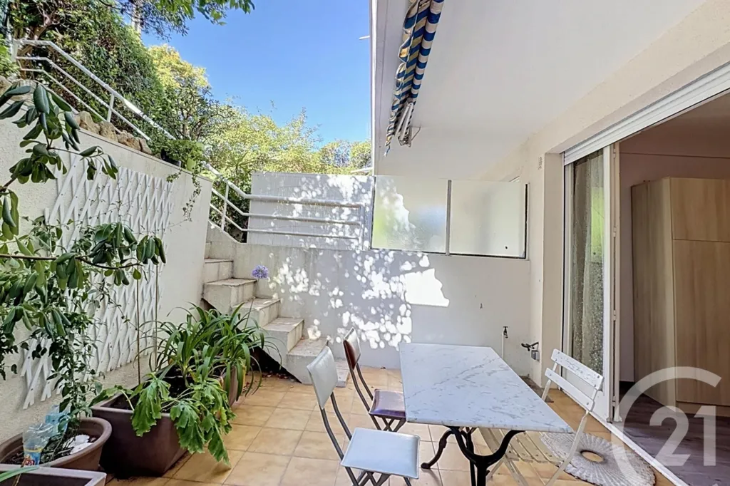 Terrass - Studio with Terrace in Cannes Basse Californie