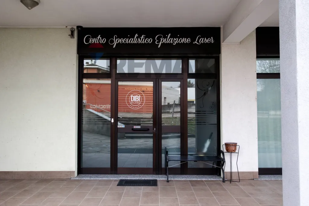 Extérieur - Commercial Space with Parking in Concorezzo
