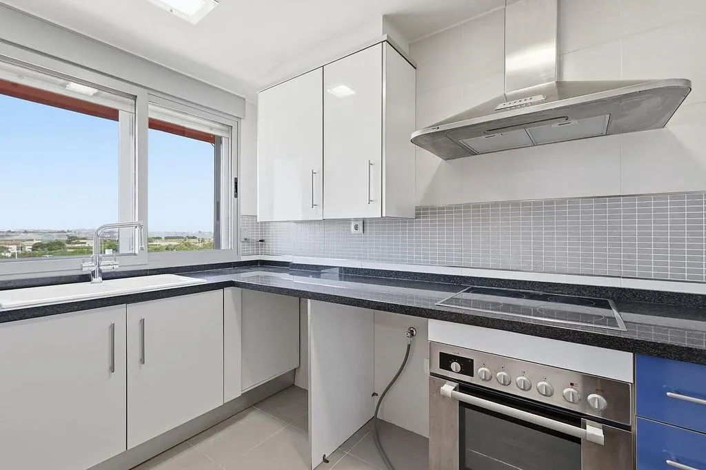 Cuisine - Duplex with Terrace in Catarroja