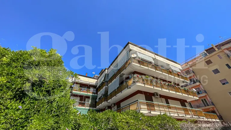 Duplex con terrazzo nel centro di Scafati
